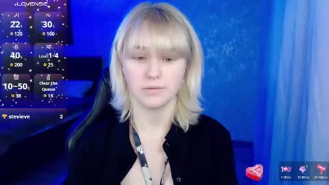 Snapshot of hot_isa7 chatting on 01.27.25 Yunona online show from 01.27.25