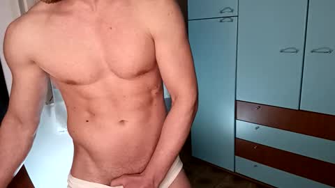 hot_italianboy online show from 04.04.26