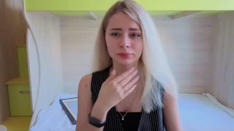 hot_kittie_hot online show from 06.17.26