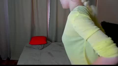 hot_kittie_hot online show from 06.30.26