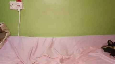 hot_latifah online show from 12.04.25