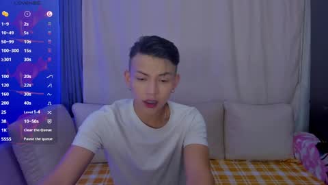 Snapshot of hot_latin_temptation chatting on 04.20.26 Alejandro online show from 04.20.26