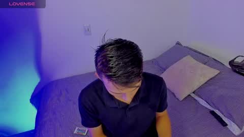 Snapshot of hot_latin_temptation chatting on 05.10.26 Alejandro online show from 05.10.26
