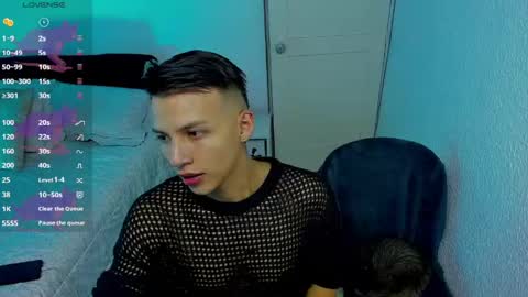 Snapshot of hot_latin_temptation chatting on 05.23.26 Alejandro online show from 05.23.26