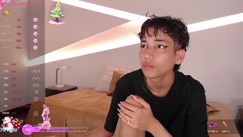 Alana online show from 01.22.25