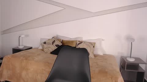 Alana online show from 01.25.25