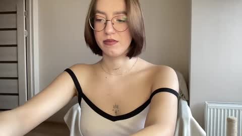 Lina online show from 12.09.24