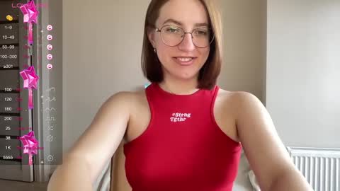 Lina online show from 02.10.25