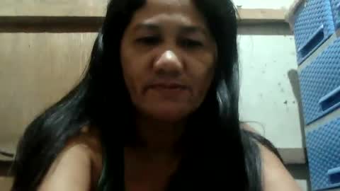 Snapshot of hot_mama09 chatting on 06.22.26 hotmama online show from 06.22.26