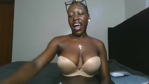 Hot petite online show from 03.13.26