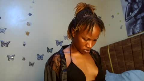 hot petite100 online show from 06.19.26