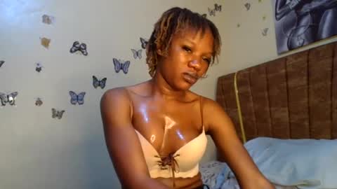 hot petite100 online show from 06.25.26