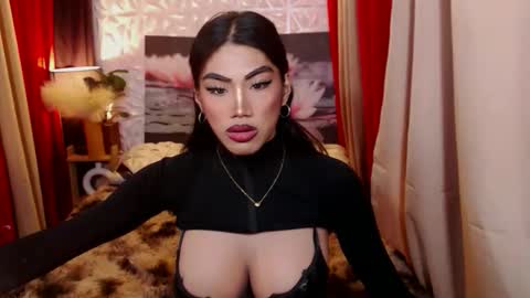 Julli Anna online show from 11.14.25