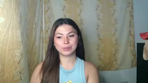 Snapshot of hot_precious_nikki chatting on 04.02.26 Nikki online show from 04.02.26