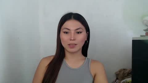 Snapshot of hot_precious_nikki chatting on 04.06.26 Nikki online show from 04.06.26