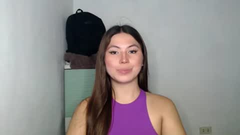 Snapshot of hot_precious_nikki chatting on 04.15.26 Nikki online show from 04.15.26