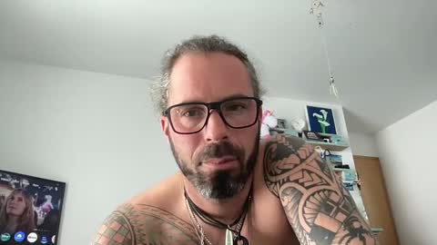 letmedoo2 online show from 12.22.24