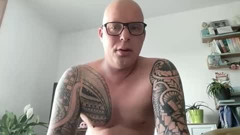 Snapshot of hot_sex83 chatting on 05.19.26 letmedoo2 online show from 05.19.26