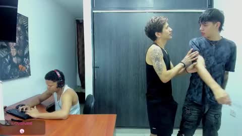 Vanesa Oliver and Andrew online show from 01.19.26