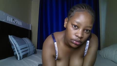 Snapshot of hot_sexxxy_bitch chatting on 05.28.26 Amanda online show from 05.28.26