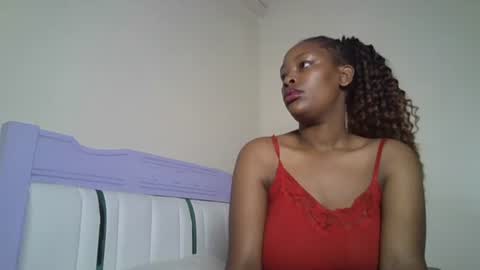 Snapshot of hot_sexxxy_bitch chatting on 07.25.26 Amanda online show from 07.25.26