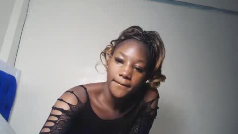 Snapshot of hot_sexxxy_girl chatting on 07.20.26 Milly online show from 07.20.26