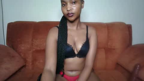 Snapshot of hot_sexy_babe chatting on 05.11.26 Bellah online show from 05.11.26