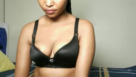 Snapshot of hot_sexy_babe chatting on 05.26.26 Bellah online show from 05.26.26