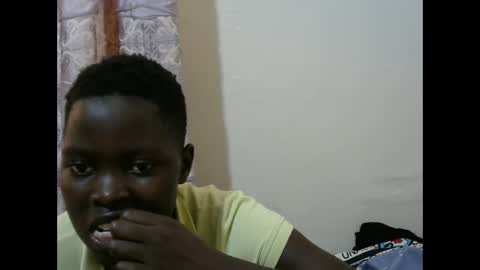 hot_shawrry online show from 02.14.25