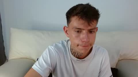 Snapshot of hot_teo_ chatting on 01.05.26 Mateo online show from 01.05.26