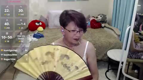 Snapshot of hot_woman00 chatting on 07.28.26 hot_woman00 online show from 07.28.26