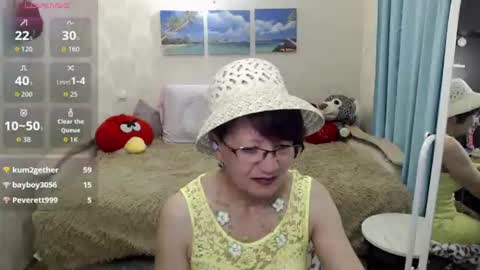 Snapshot of hot_woman00 chatting on 07.28.26 hot_woman00 online show from 07.28.26