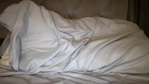 Snapshot of hotasember chatting on 10.03.25 Ember online show from 10.03.25