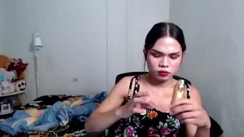 Snapshot of hotasian__chris chatting on 07.05.26 NEW GIRL online show from 07.05.26