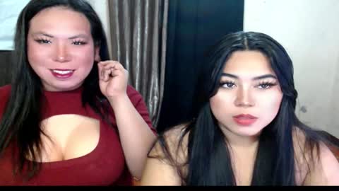 Snapshot of hotasian_mama chatting on 12.15.25 Grace online show from 12.15.25