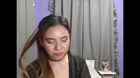 hotasian_pinky online show from 09.23.25