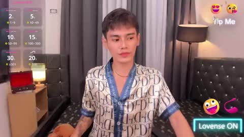 Kenny online show from 12.21.25