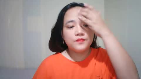 Lynn online show from 02.12.25