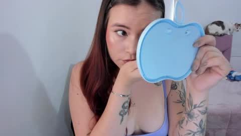 Snapshot of hotbbcwife chatting on 05.29.26 lesly and ander online show from 05.29.26