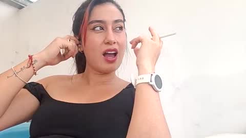 Snapshot of hotcandy87 chatting on 04.30.26 SECRET ROOM shhhhhh make me very happy link AMAZON online show from 04.30.26