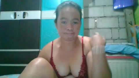 Snapshot of hotchicks4uxx chatting on 03.19.26 hotchicks4uxx online show from 03.19.26