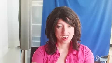 Hot Destany online show from 12.16.24