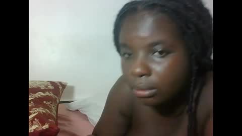 Snapshot of hotebbbyy chatting on 09.29.25 EBBY online show from 09.29.25