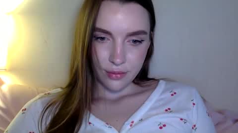 Snapshot of hoteffy chatting on 05.10.26 effy online show from 05.10.26
