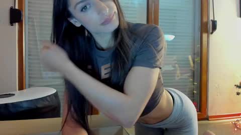 Snapshot of hotel77777 chatting on 12.18.24 Erika  online show from 12.18.24