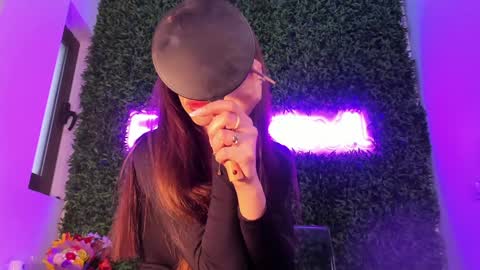 hotfallingdevil online show from 03.25.26