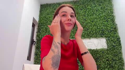 hotfallingdevil online show from 05.12.26