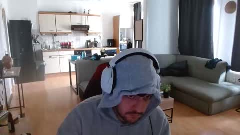 Snapshot of hotfilled chatting on 10.19.25 Mephisto667 online show from 10.19.25