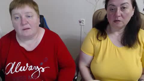 Snapshot of hotfiremommy chatting on 04.26.26 LimonkaFire online show from 04.26.26