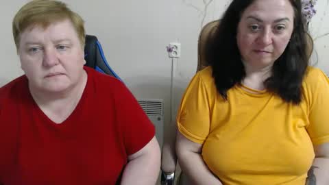 Snapshot of hotfiremommy chatting on 05.07.26 LimonkaFire online show from 05.07.26